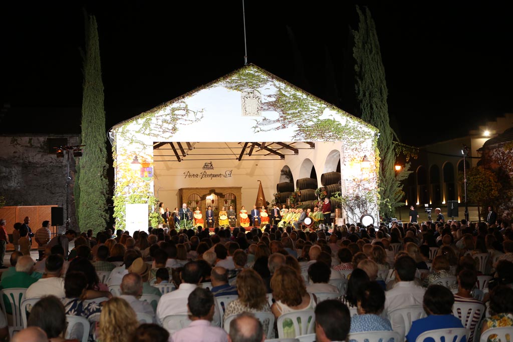 Patio de la Marquesina de las Bodegas Pérez Barquero - We Love Montilla Moriles