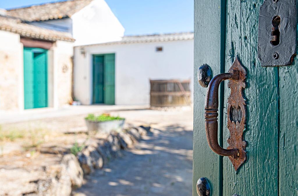 5 Cortijos para escaparse a celebrar el Día de Andalucía