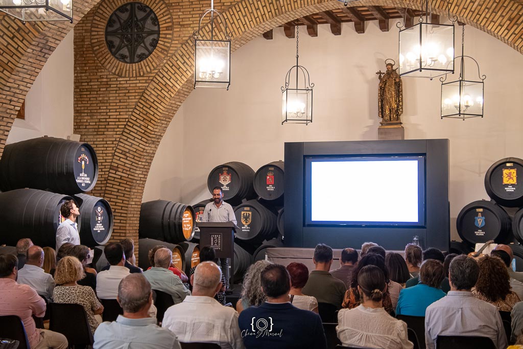 Entrevista Rafael. Químico, Catedrático de la UCO - We Love Montilla Moriles